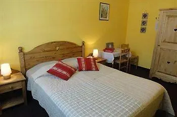 Du Château Hotel