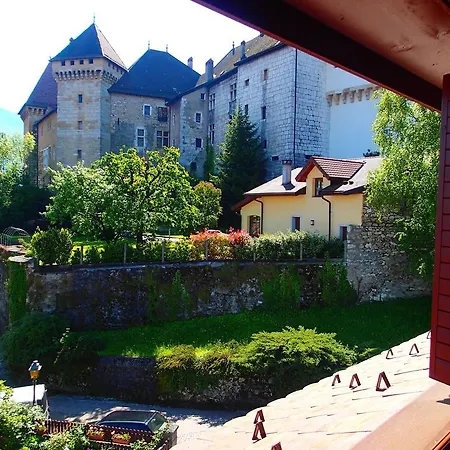 Hotel Du Château Annecy