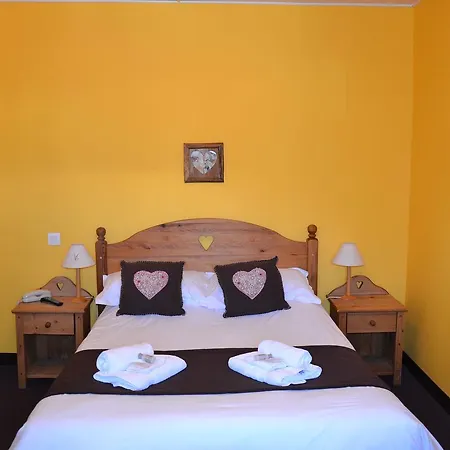 Du Château Hotel 2*