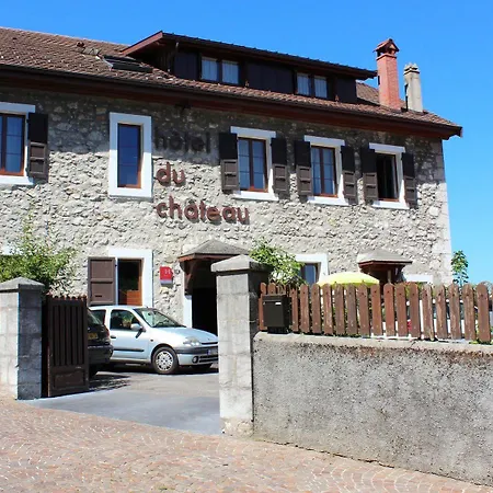 Du Château 2*
